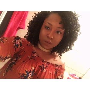 Meet your Posher, Lishai